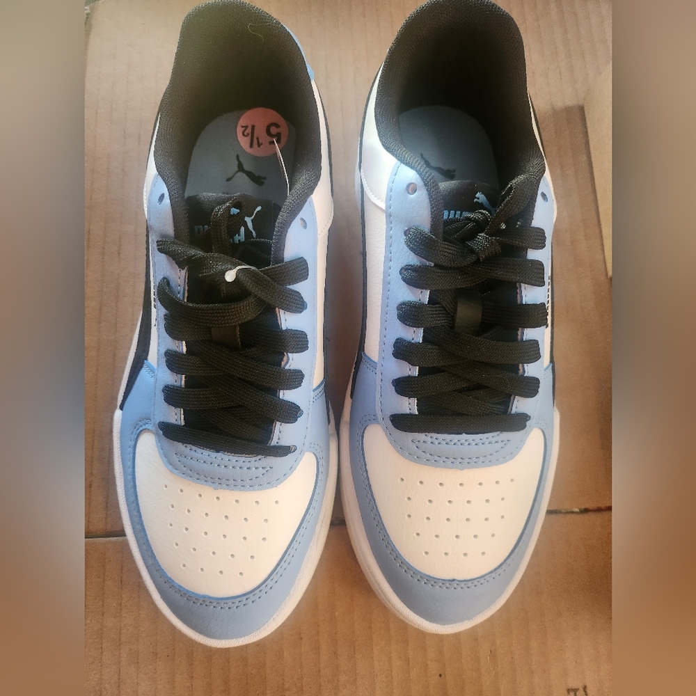 Puma Men's Light Blue and Black Sneakers